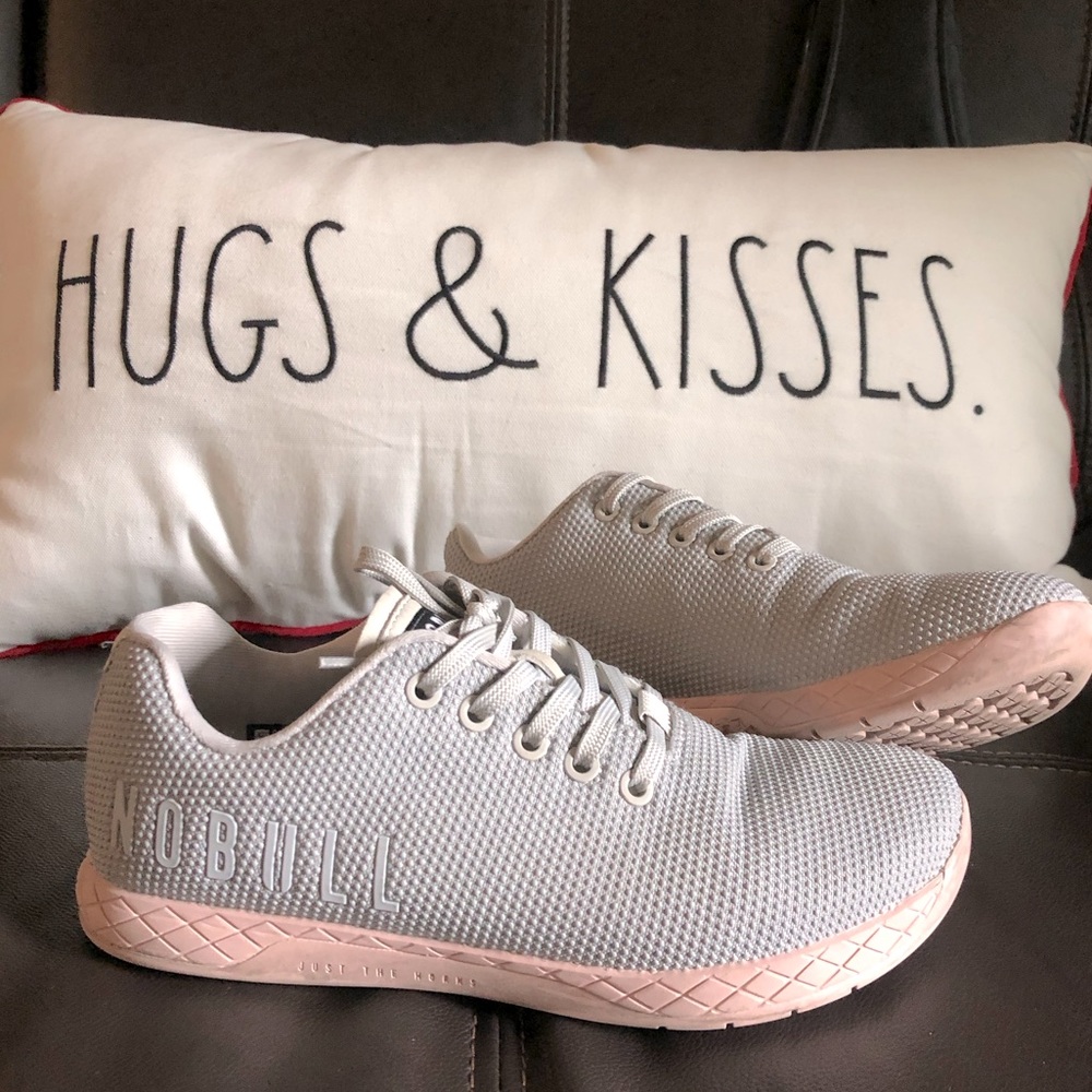 Women’s Nobull Arctic Dusty Rose trainer shoes size 8.5.